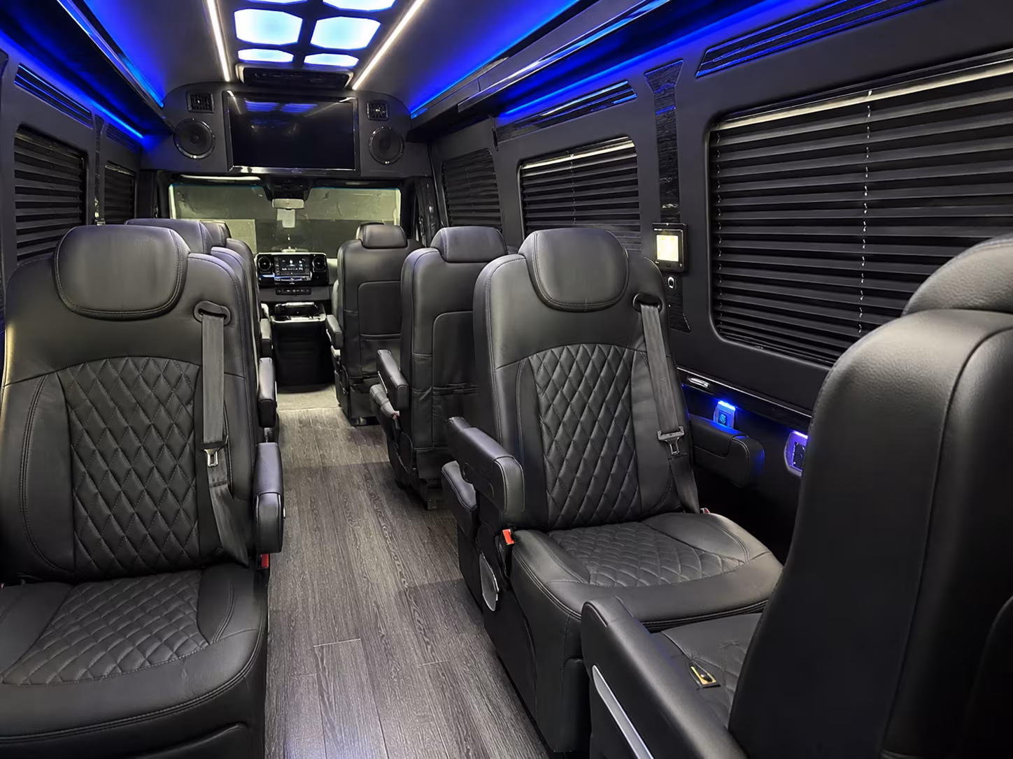 Long Beach Airport Shuttle & Transportation party bus exterior