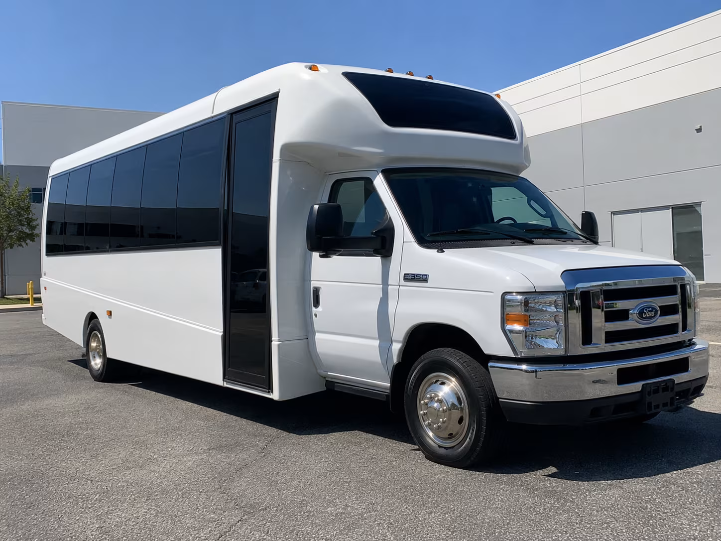 Long Beach Corporate Event Transportation