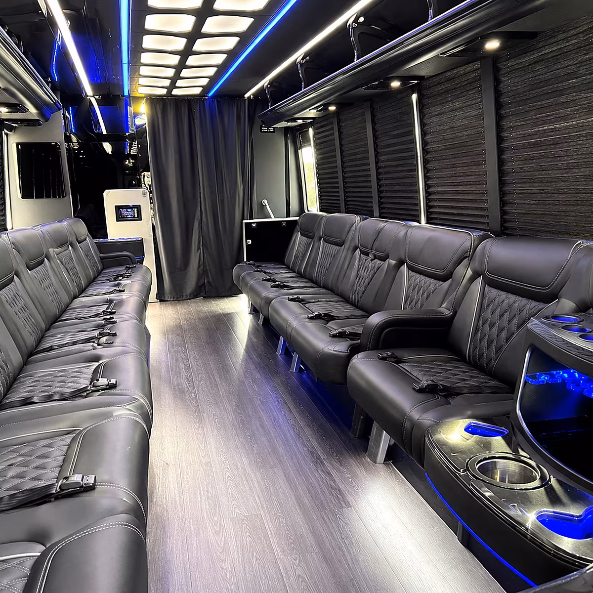 Long Beach Homecoming & Prom Party Bus Rentals