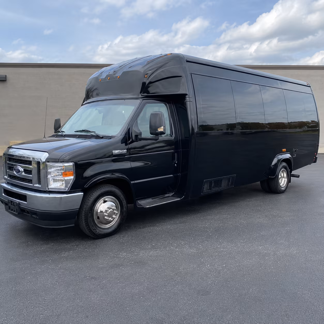 Torrance Homecoming & Prom Party Bus Rentals