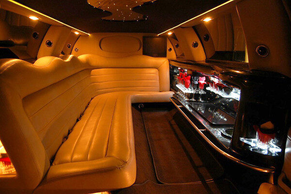 Lincoln Limo Interior Long Beach